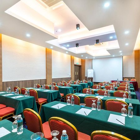 Arena Premier Hotel Seremban Eksteriør billede
